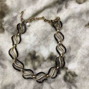 Cool Designed Choker Necklace